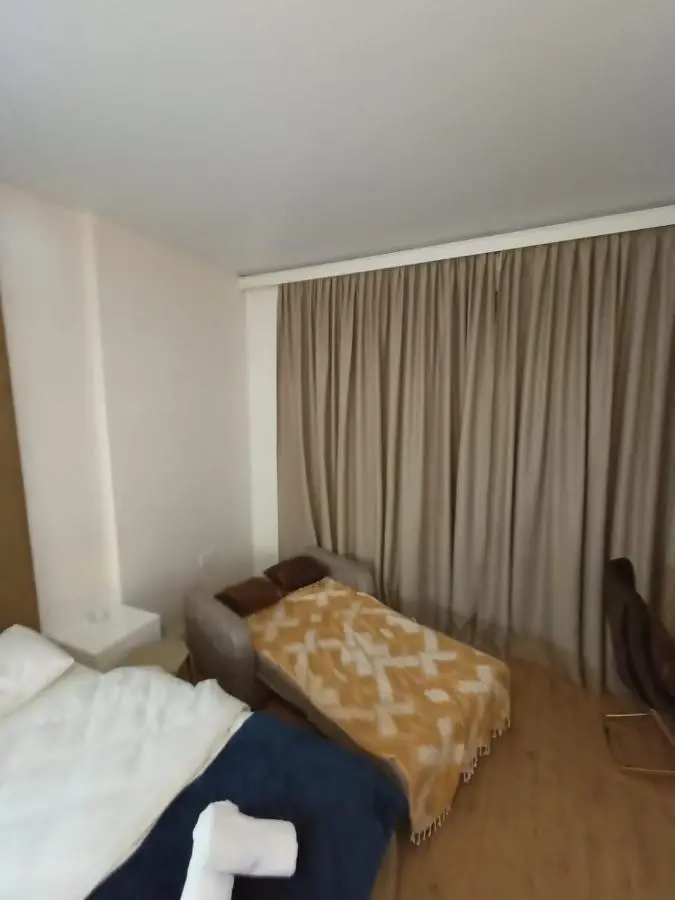 Solo Visit Apartments 1710 B