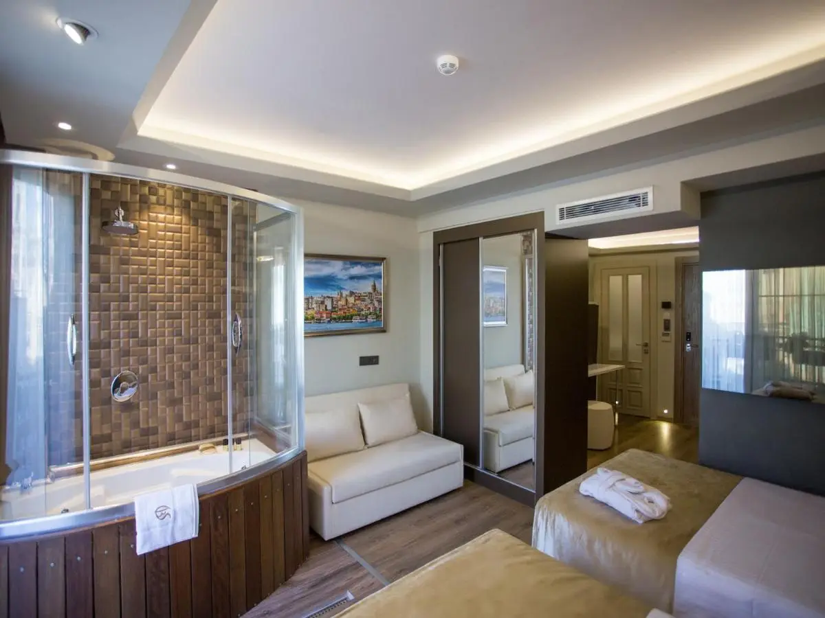 Bonne Sante Hotel