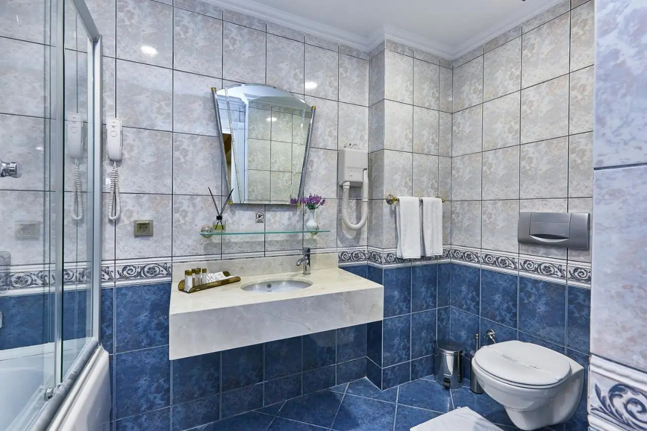 Seres Hotel Old City