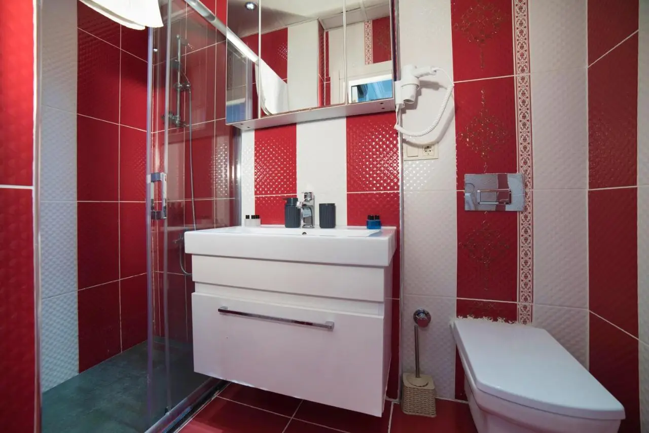 Zendy Suite Hotel