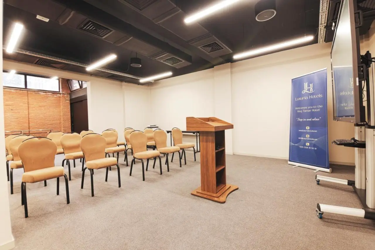 King Tamar Hotel By Luxuria Hotels