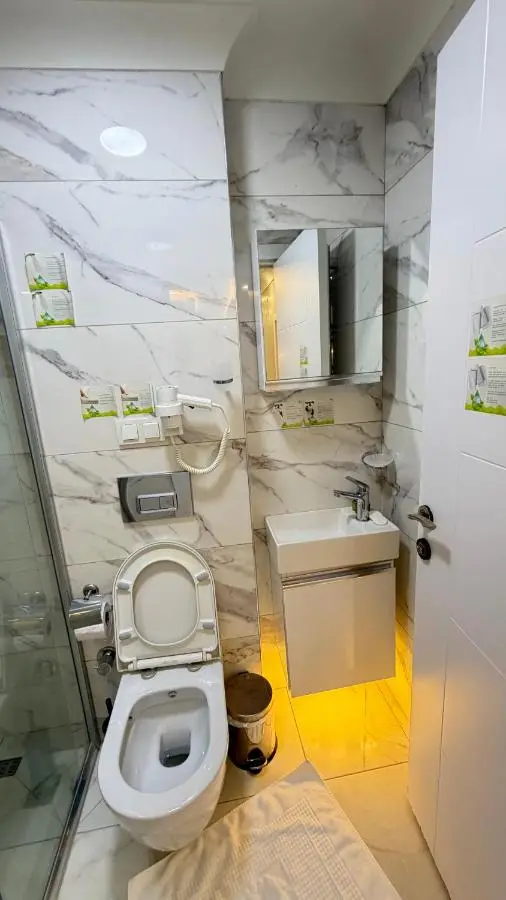 VERSECA HOTEL
