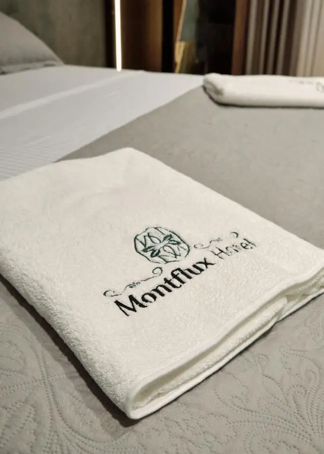 Montflux Hotel