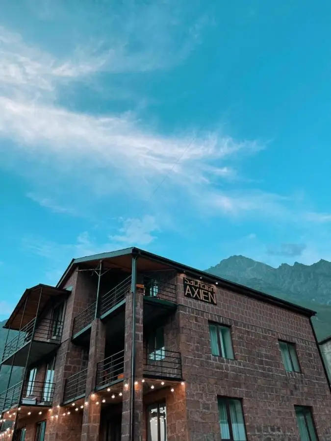 Hotel Axien Kazbegi