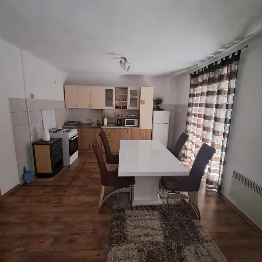 Apartment Beha