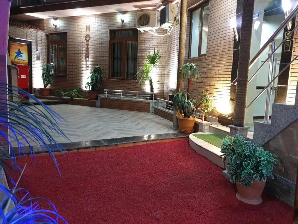 Hotel Old Star