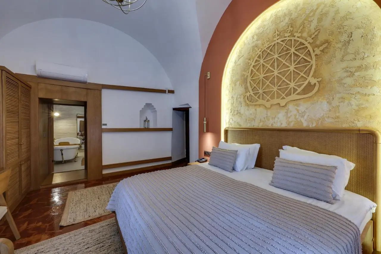 Silk Road Museum Hotel