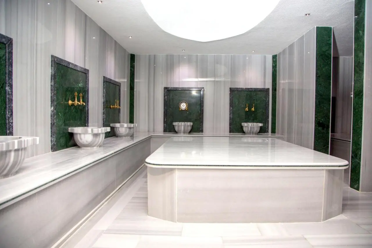 Mugwort Hotel & Spa