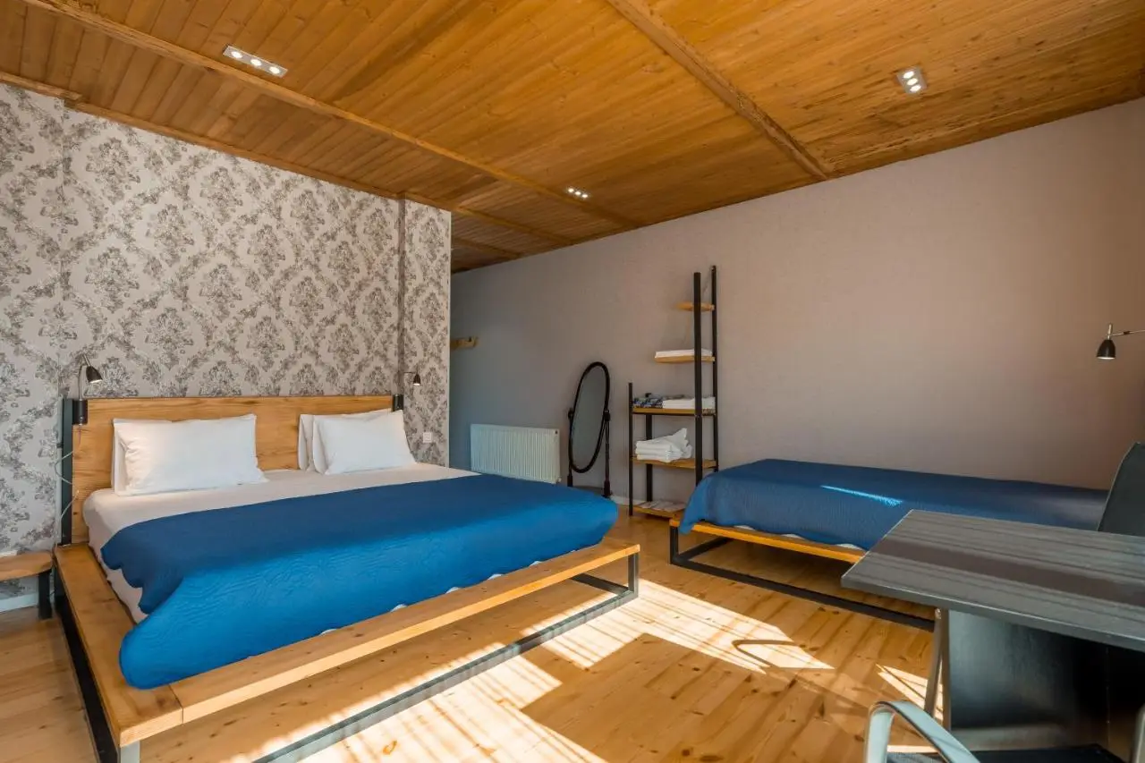 Vache Hotel