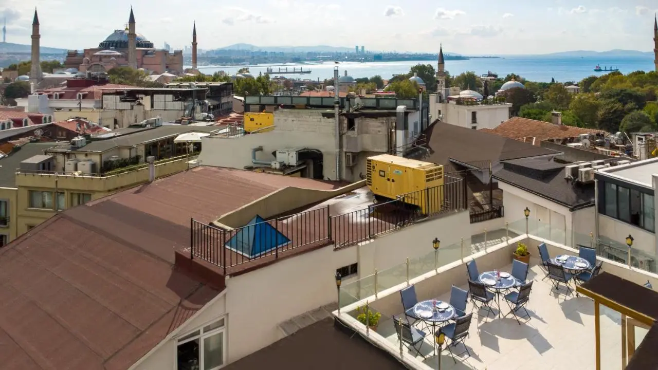 Aldem Hotel