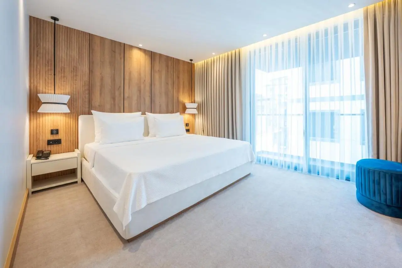 Premier Lounge Hotel