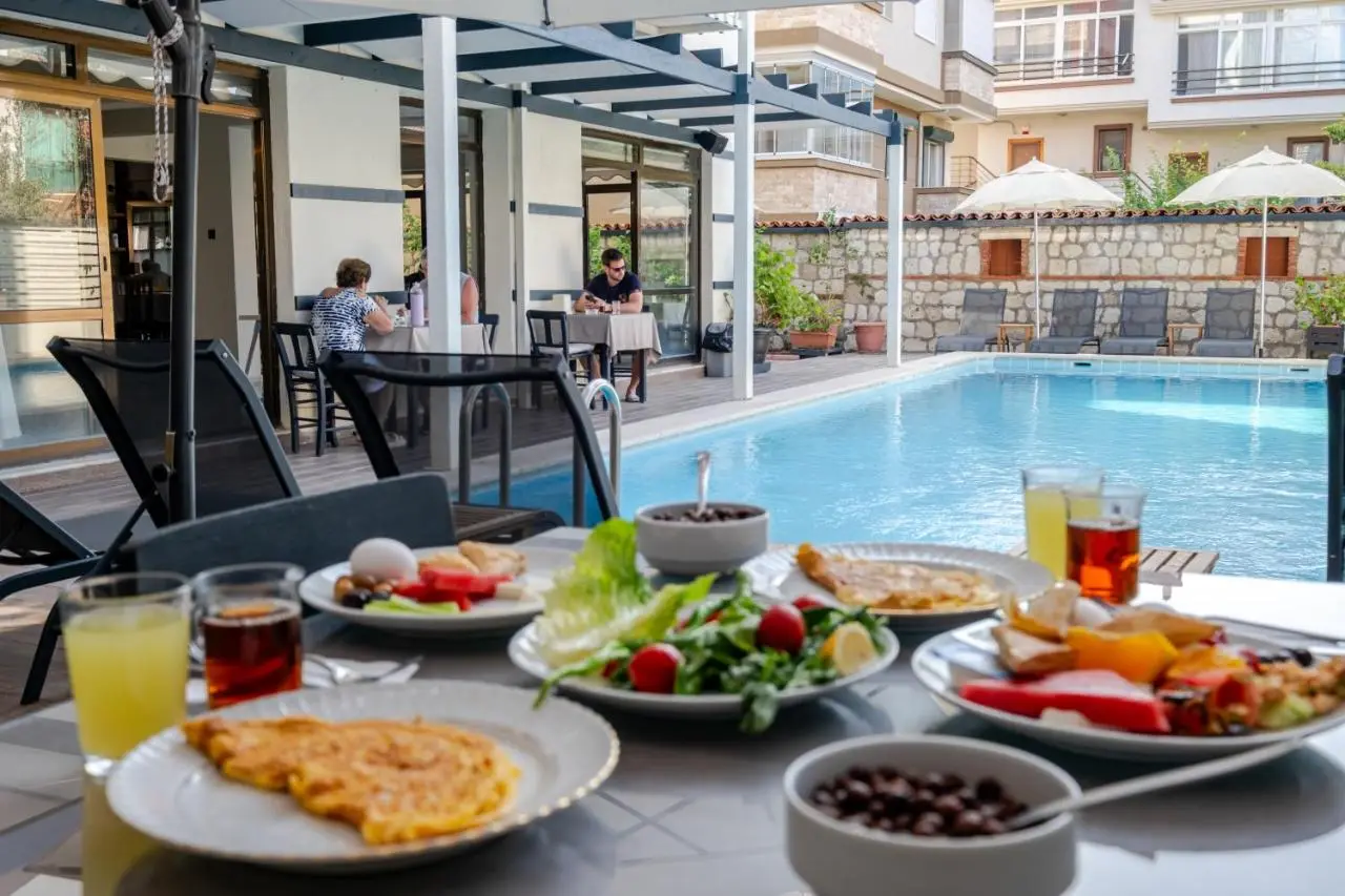 Bayram Hotel