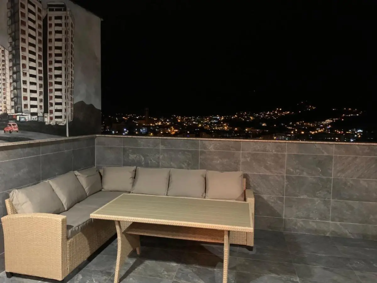 HelloSky Apartment