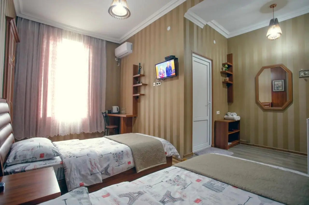 Hotel Paradise Road