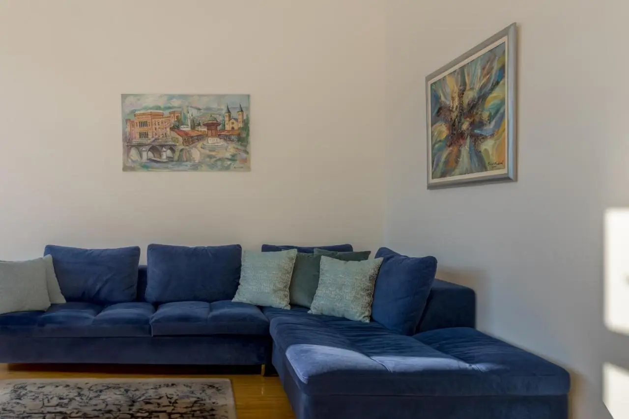 Central Apartment Mirza