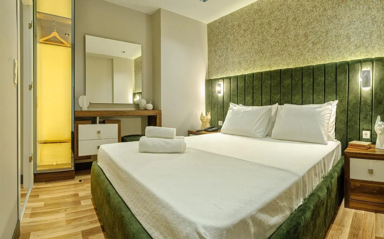 La Mia Suites