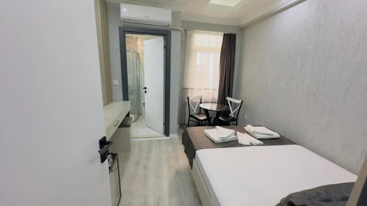 La Mer Old City Hotel