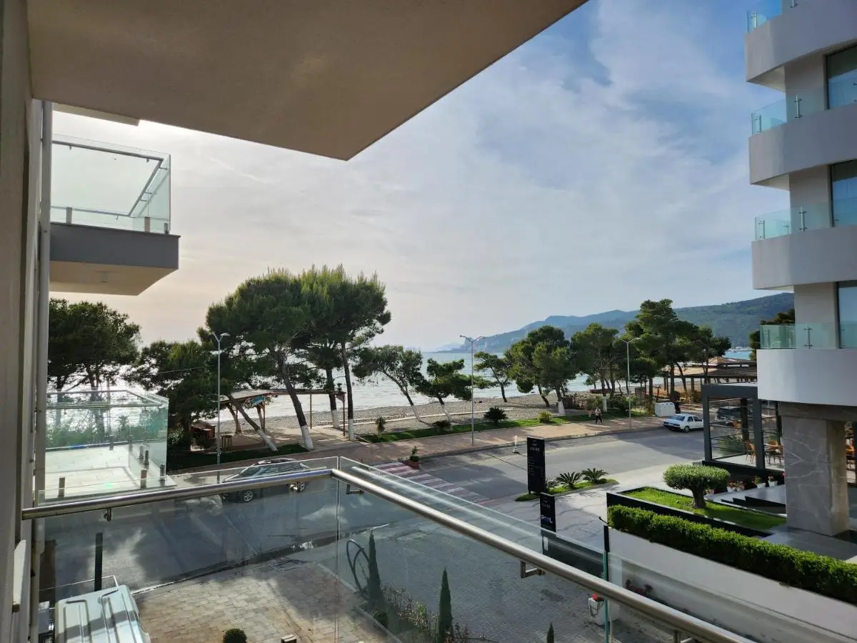 Anchor Apartments