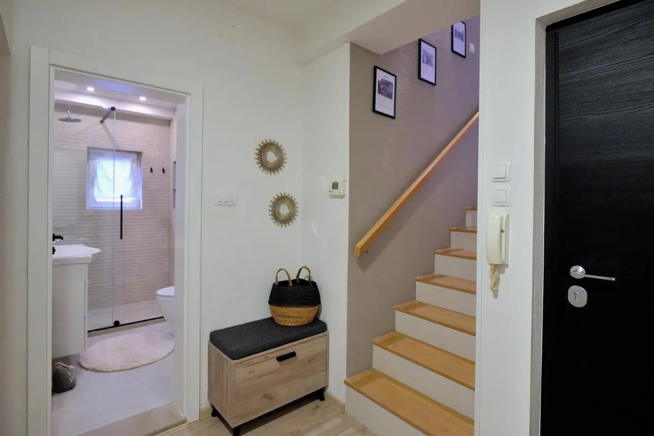 Apartment Fery