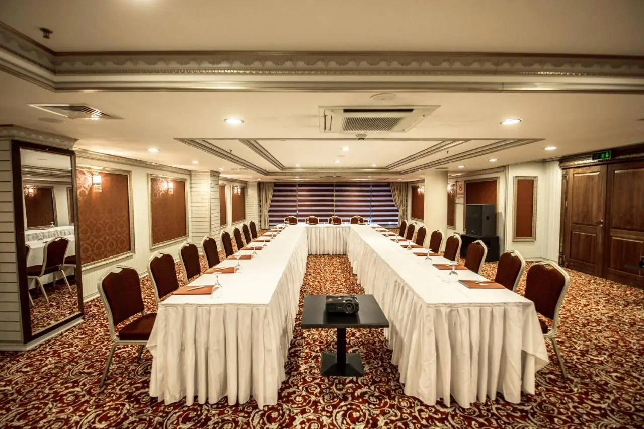 Yücesoy Liva Hotel Spa & Convention Center Mersin