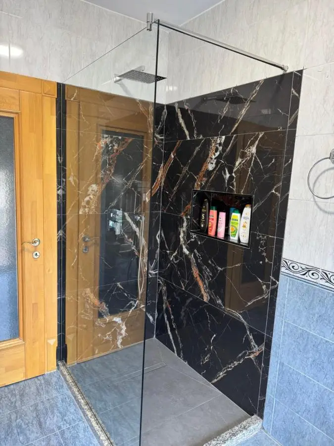 Pedestrian Street Center Apartment