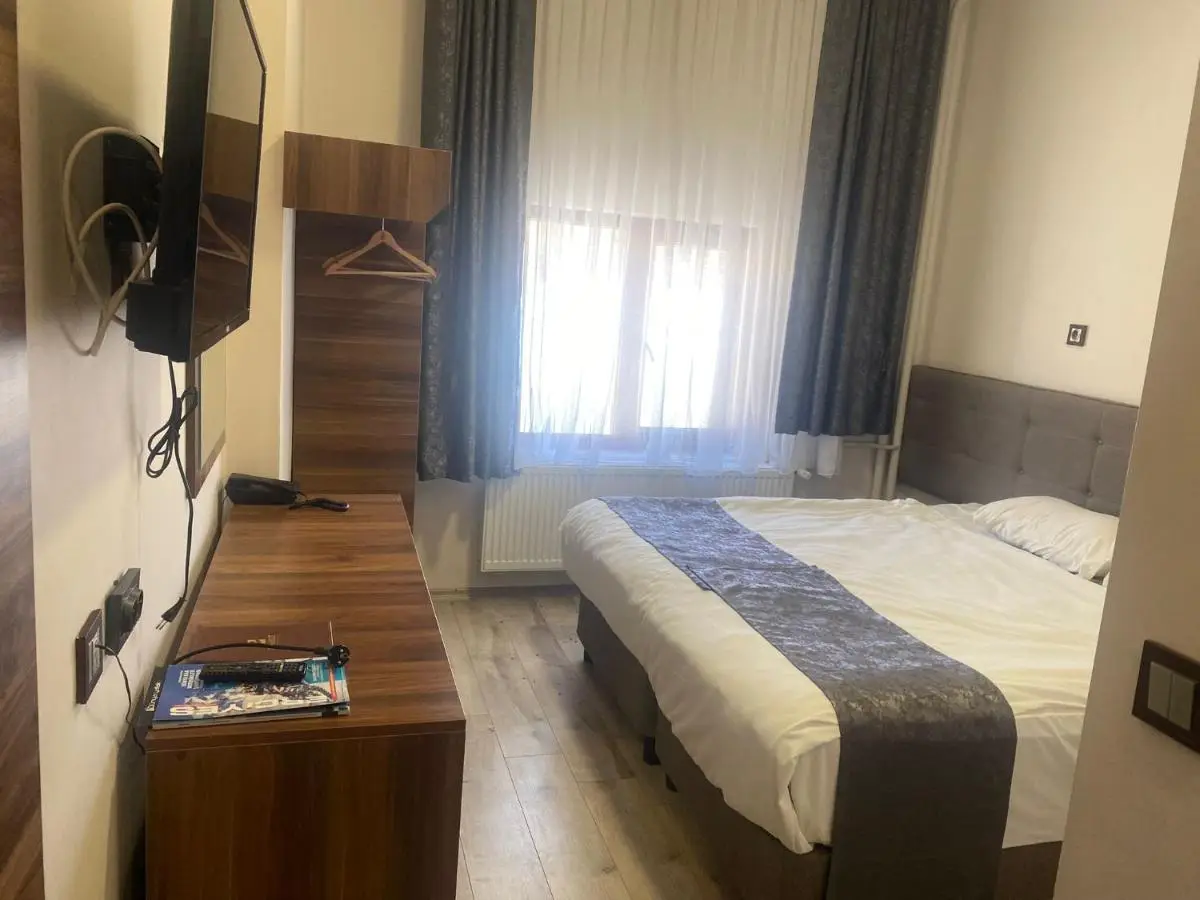 Zümrüt Palas Otel