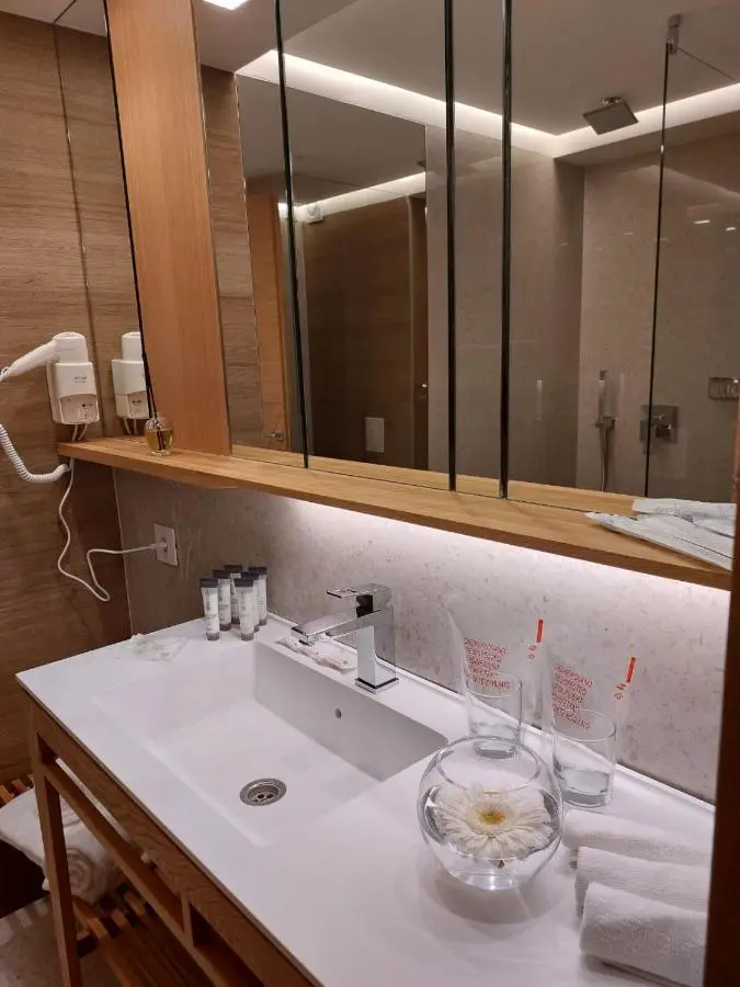 Lipa Hotel
