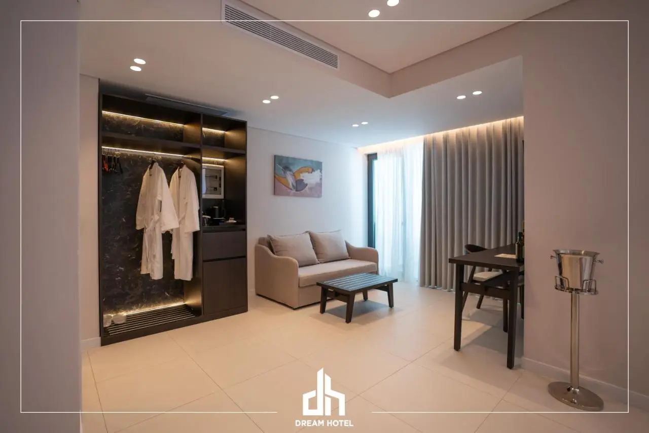 DREAM HOTEL SARANDA