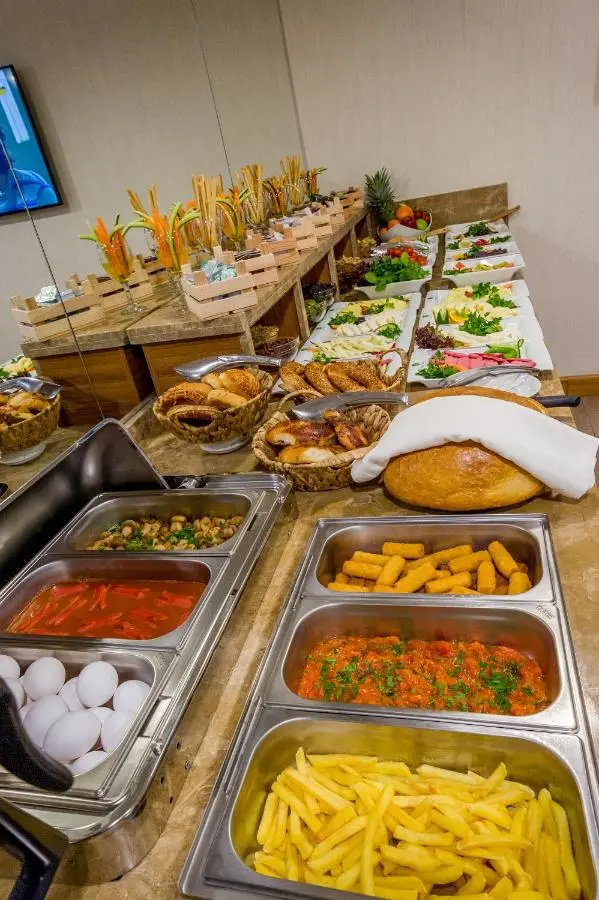 Bizim Hotel
