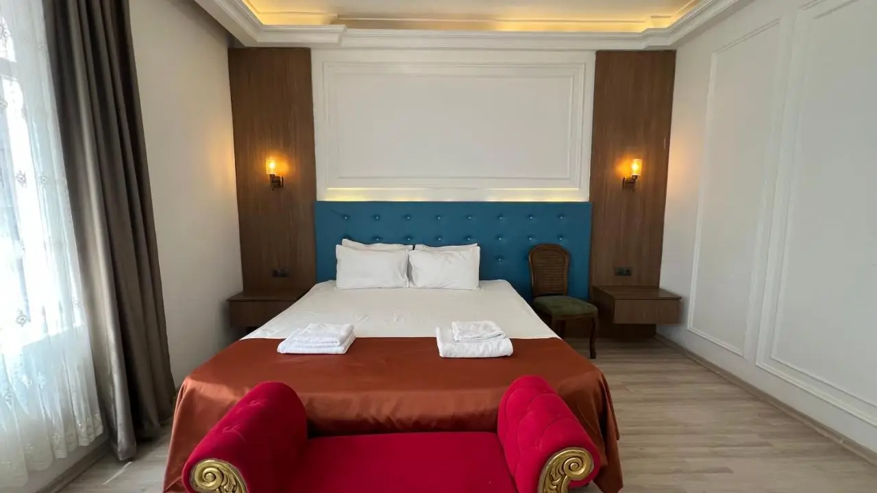 Taksim Square Luxury 4BR Next to Hotels Perfect for Families & Groups