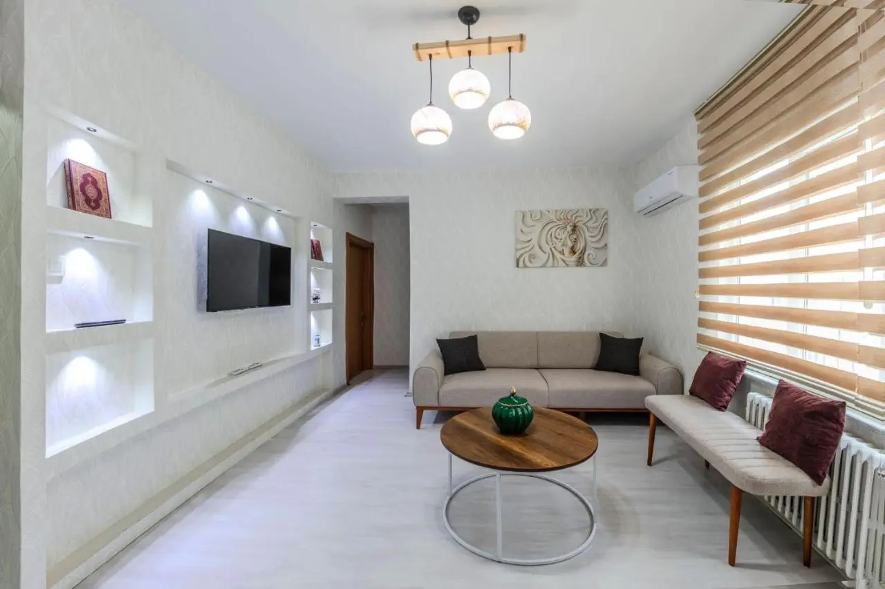 Palas Apartments