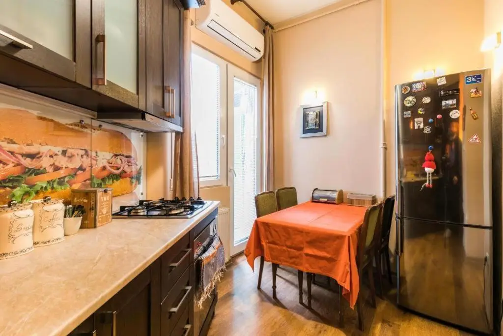 Apartment Baratashvili street