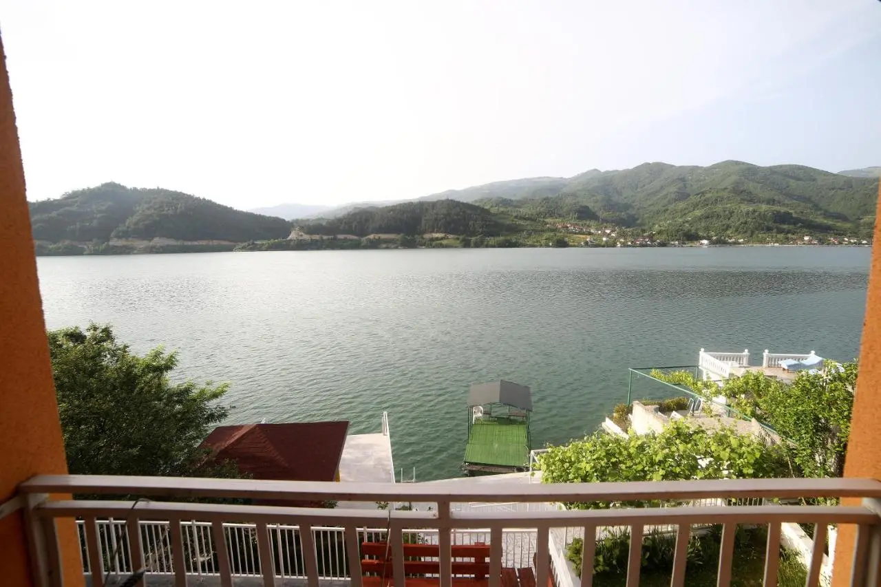 Keep calm Lake edition