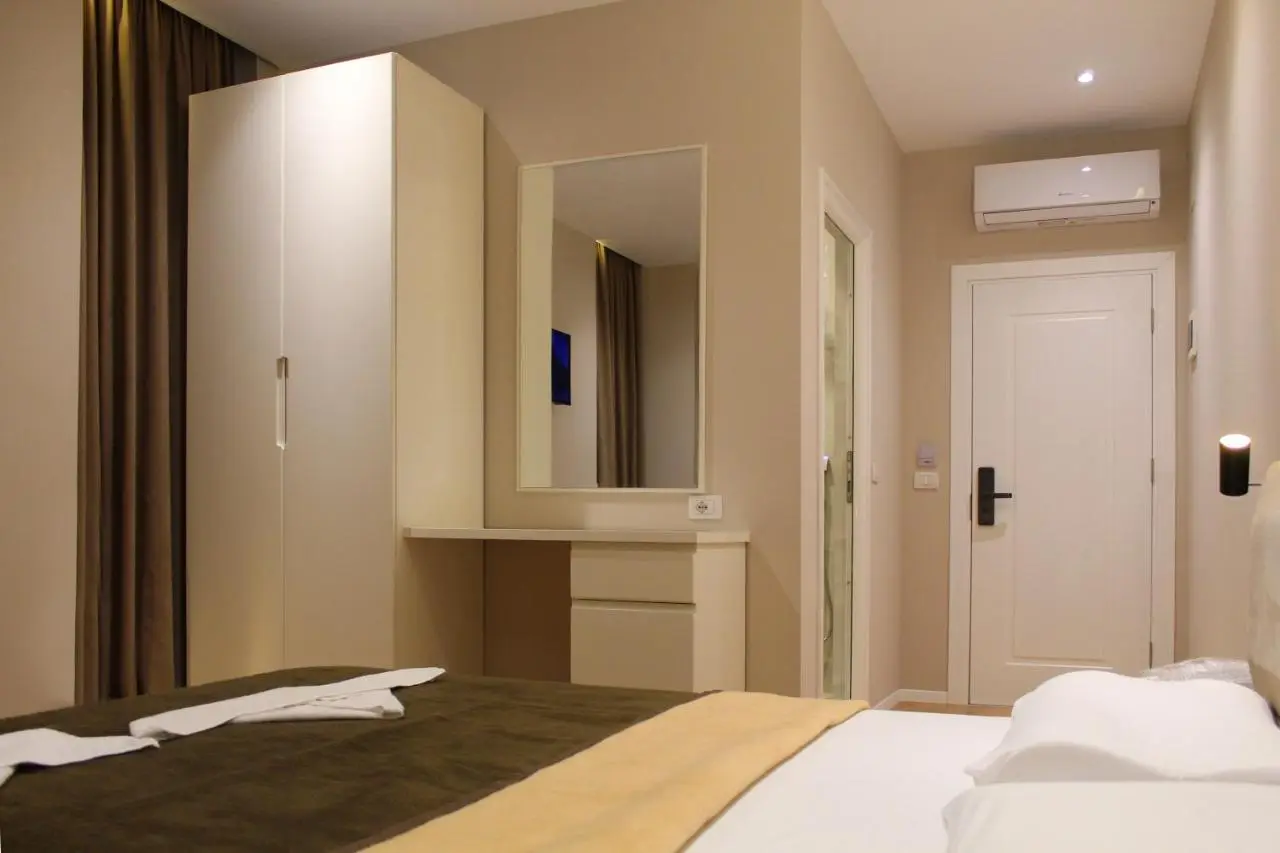 Star Hotel