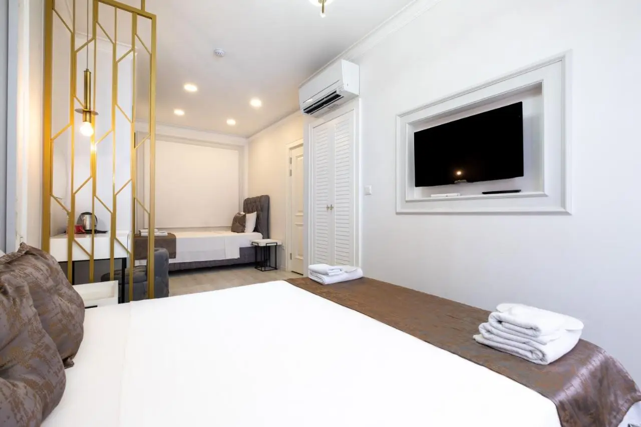 Megalos Galata Hotel