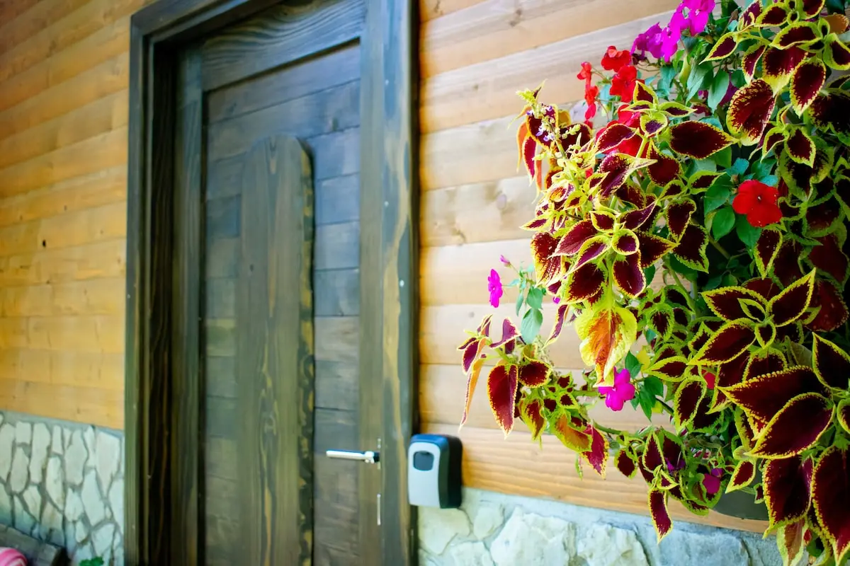Irka Cottage | Solar A-Frame by Una National Park