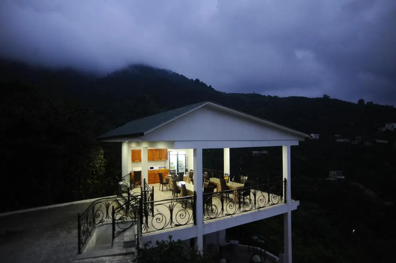 Mount Villa Kvariati