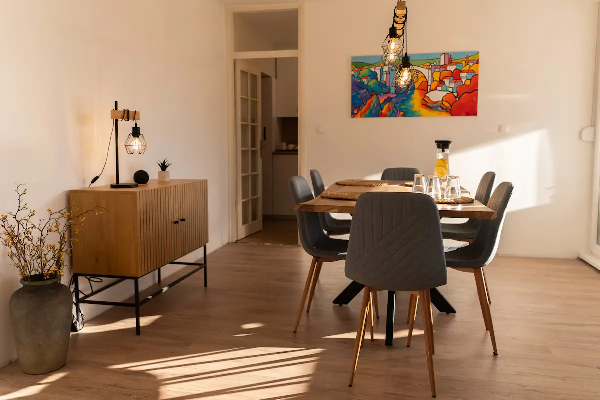 Mostar City Center: Chic Comfort & Mountain View