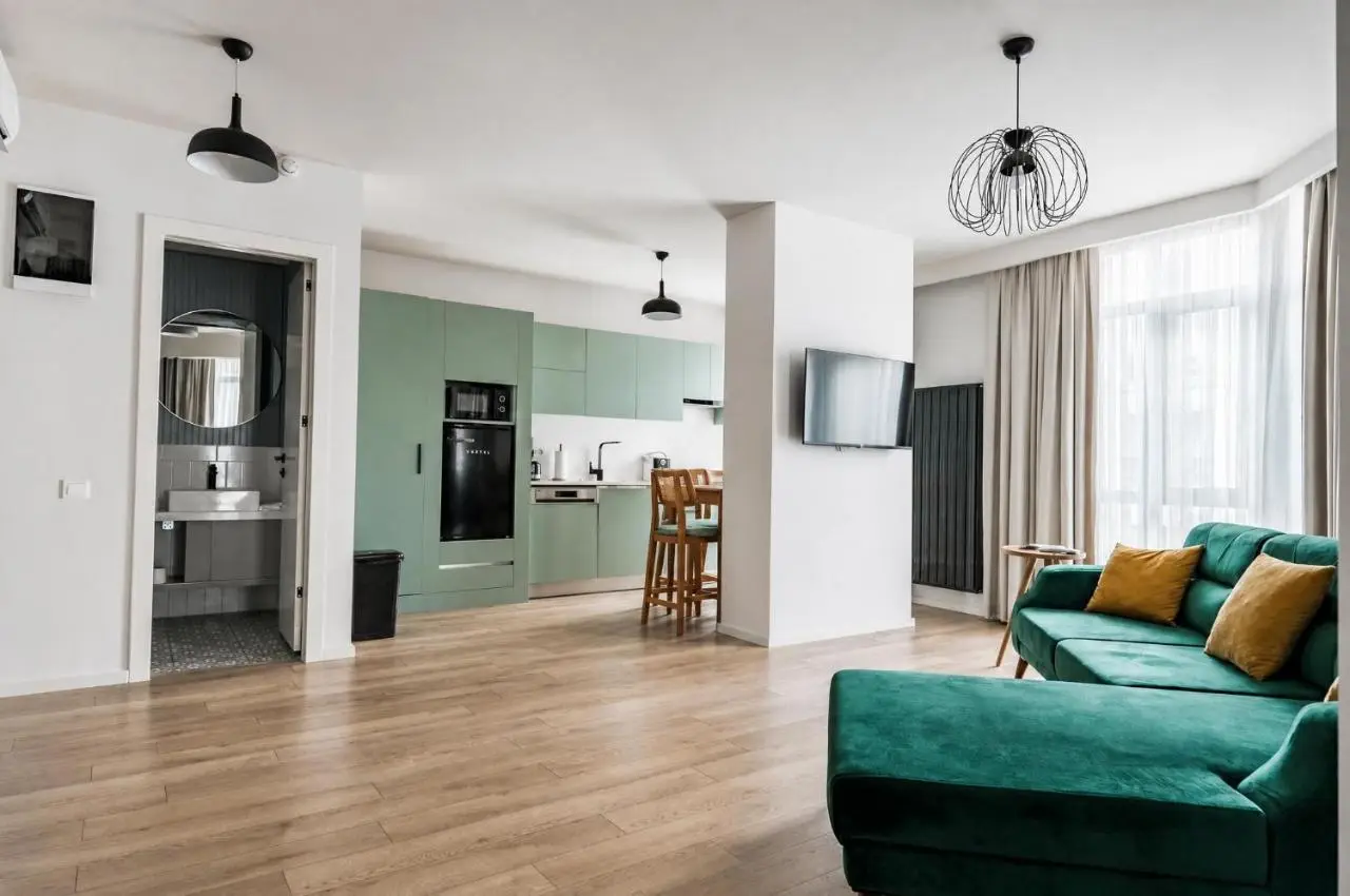 Bird Nest Suites