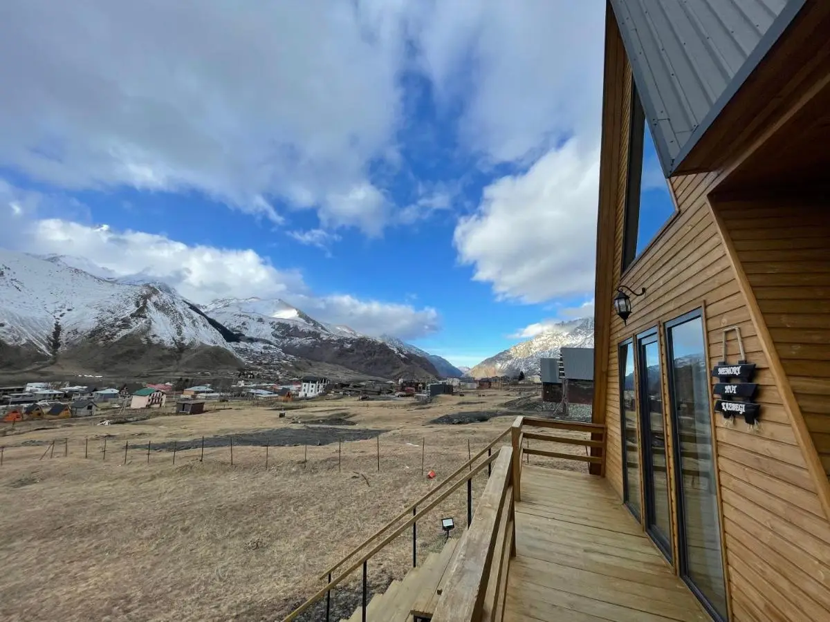 Memory Hut_Kazbegi