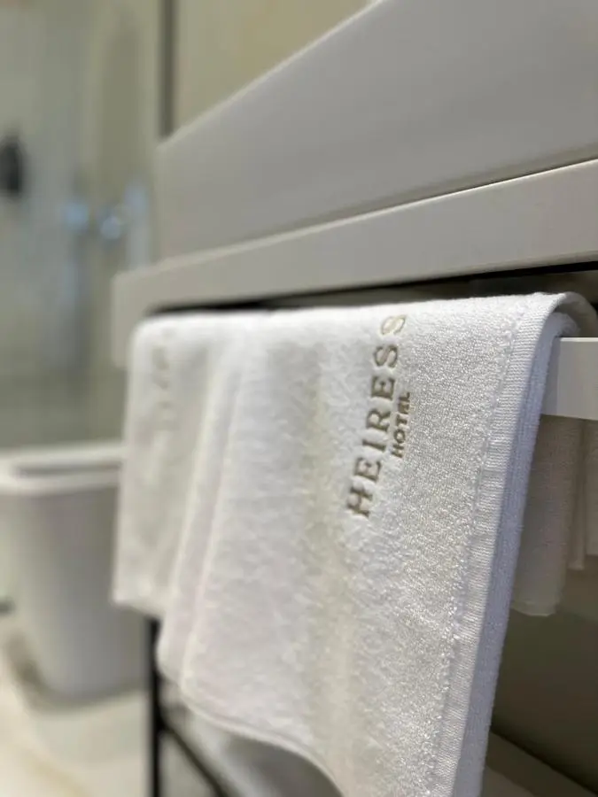 HEIRESS Hotel