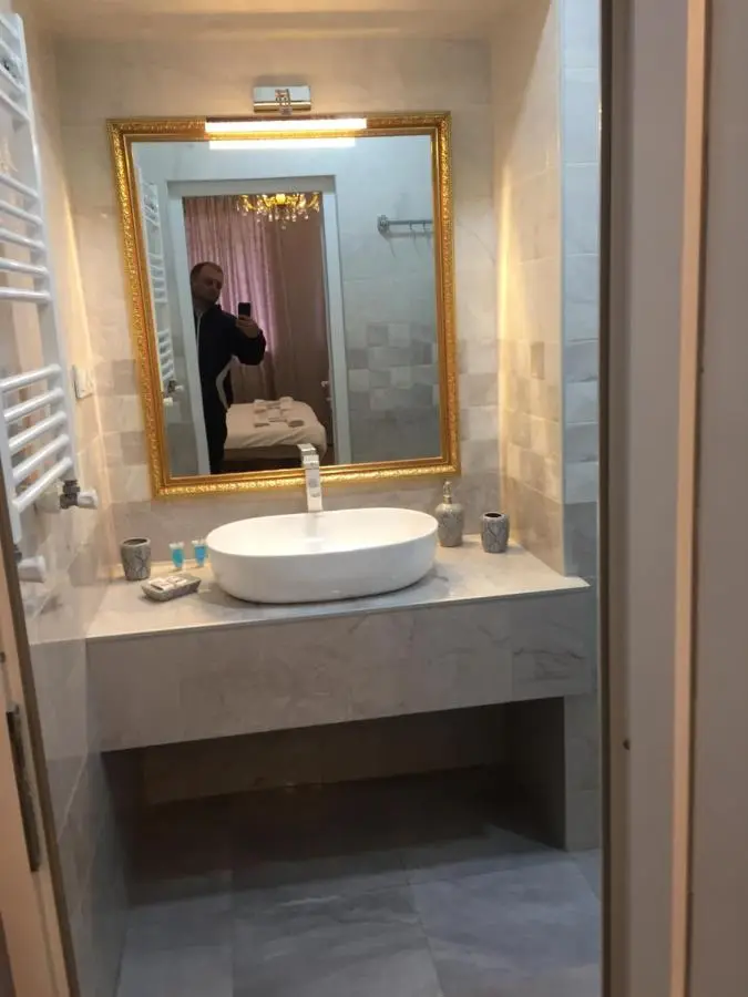 HOTEL COMFORT