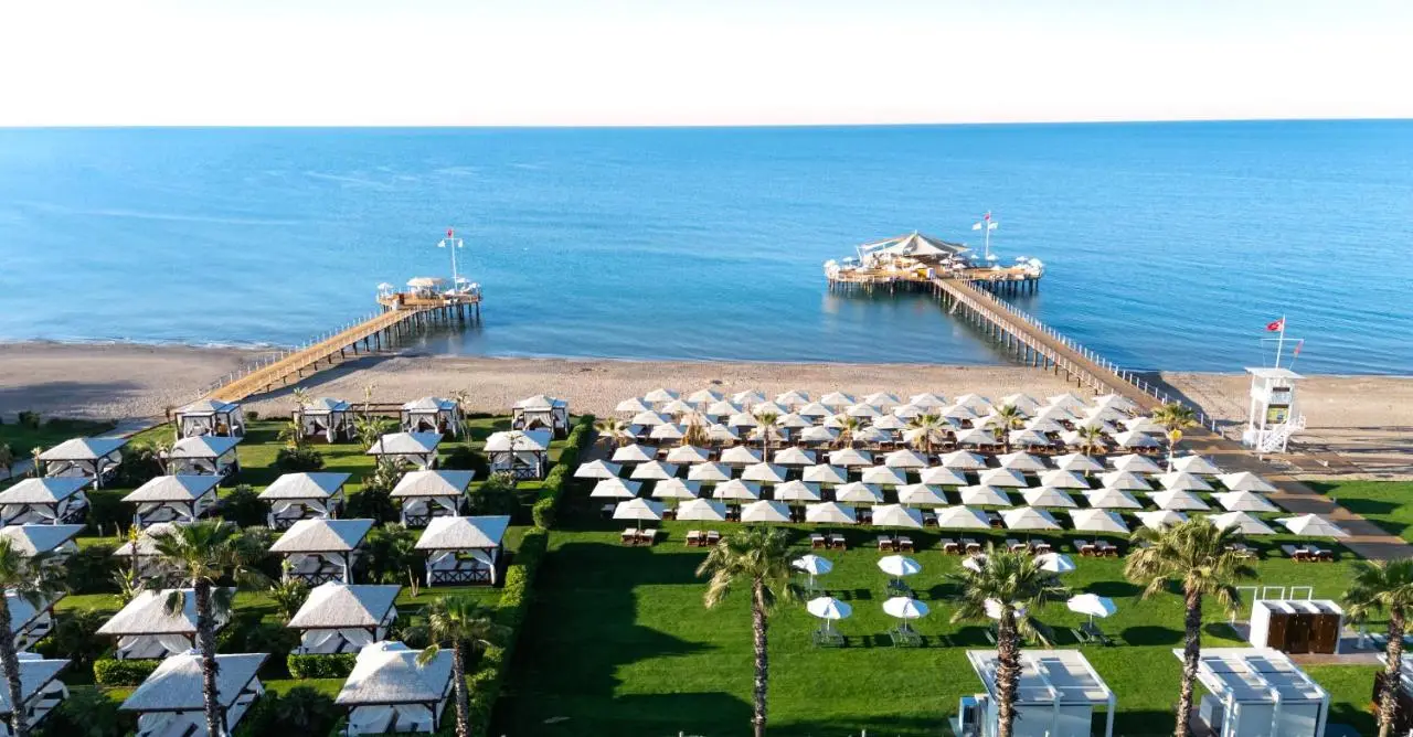 Calista Luxury Resort