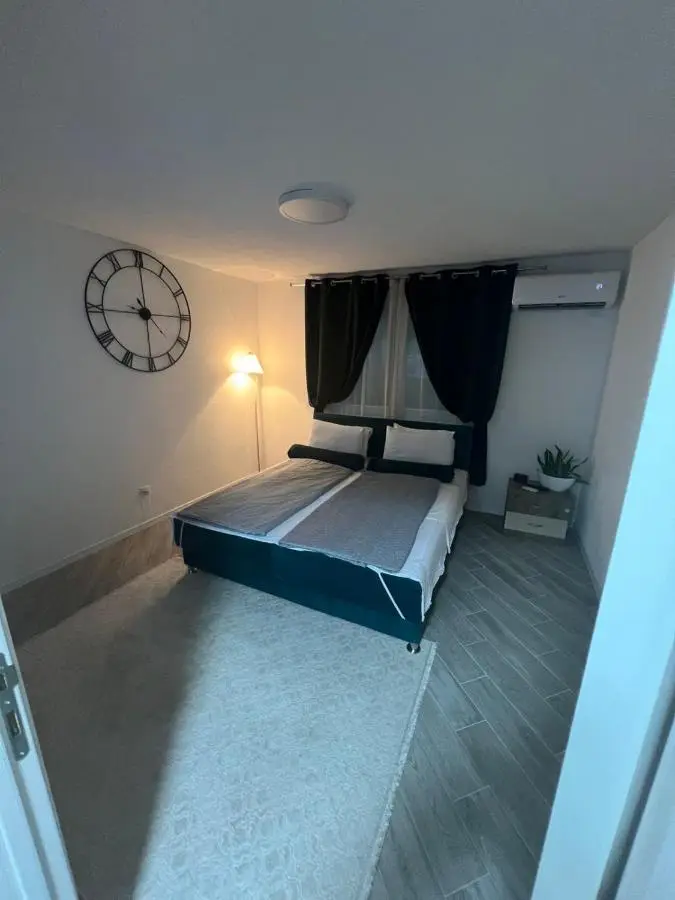 A&A Apartments