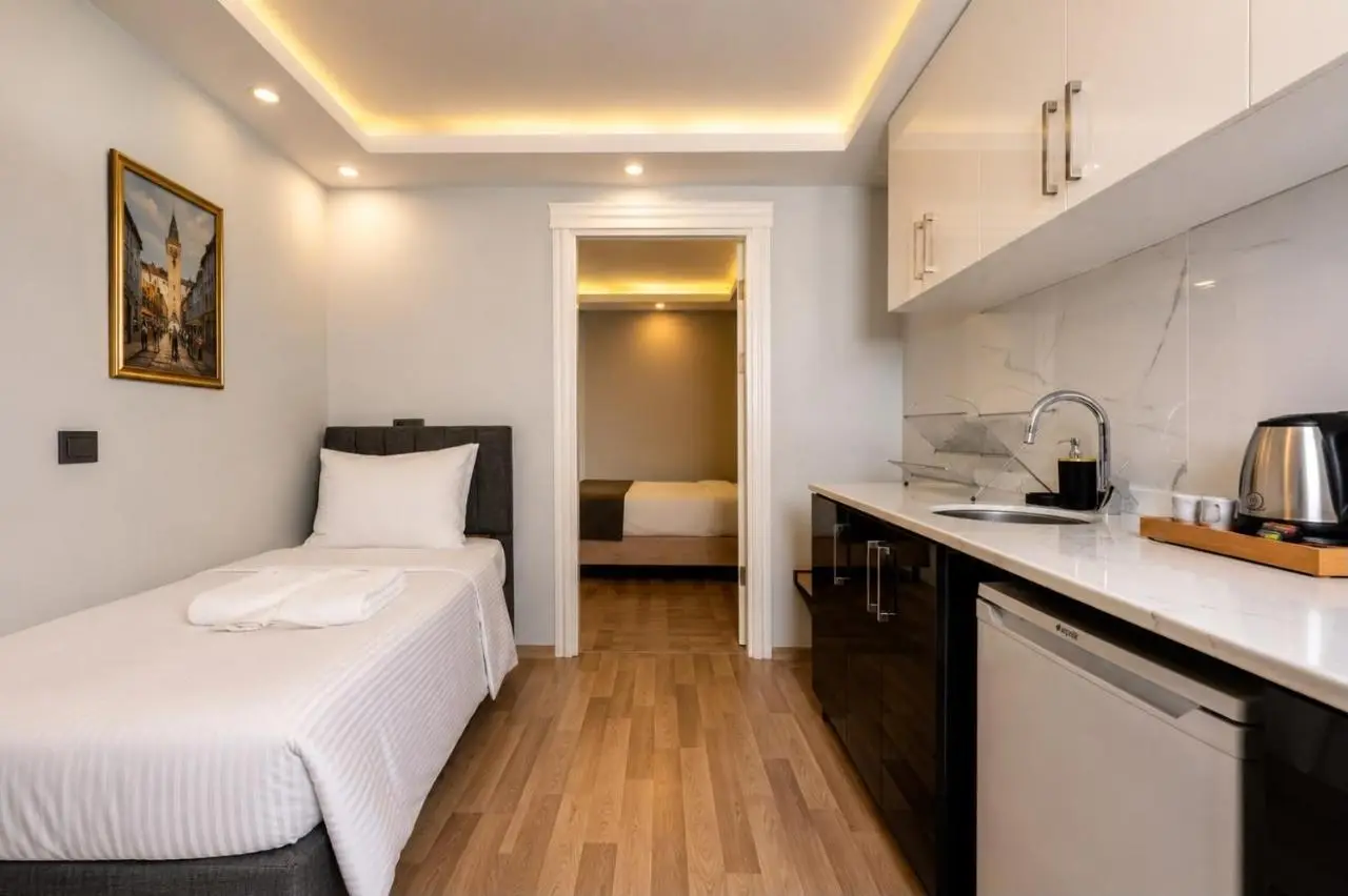 Art Karakoy Hotel