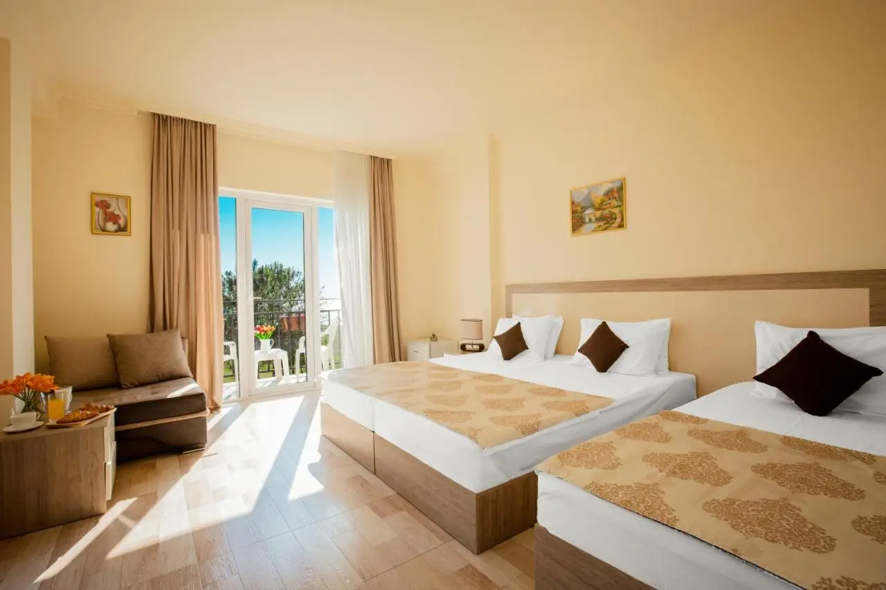 Iveria Elli Hotel