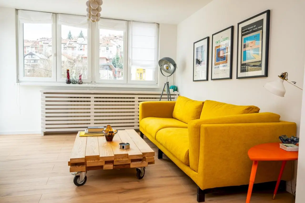 Colorful 3-Bedroom Apartment