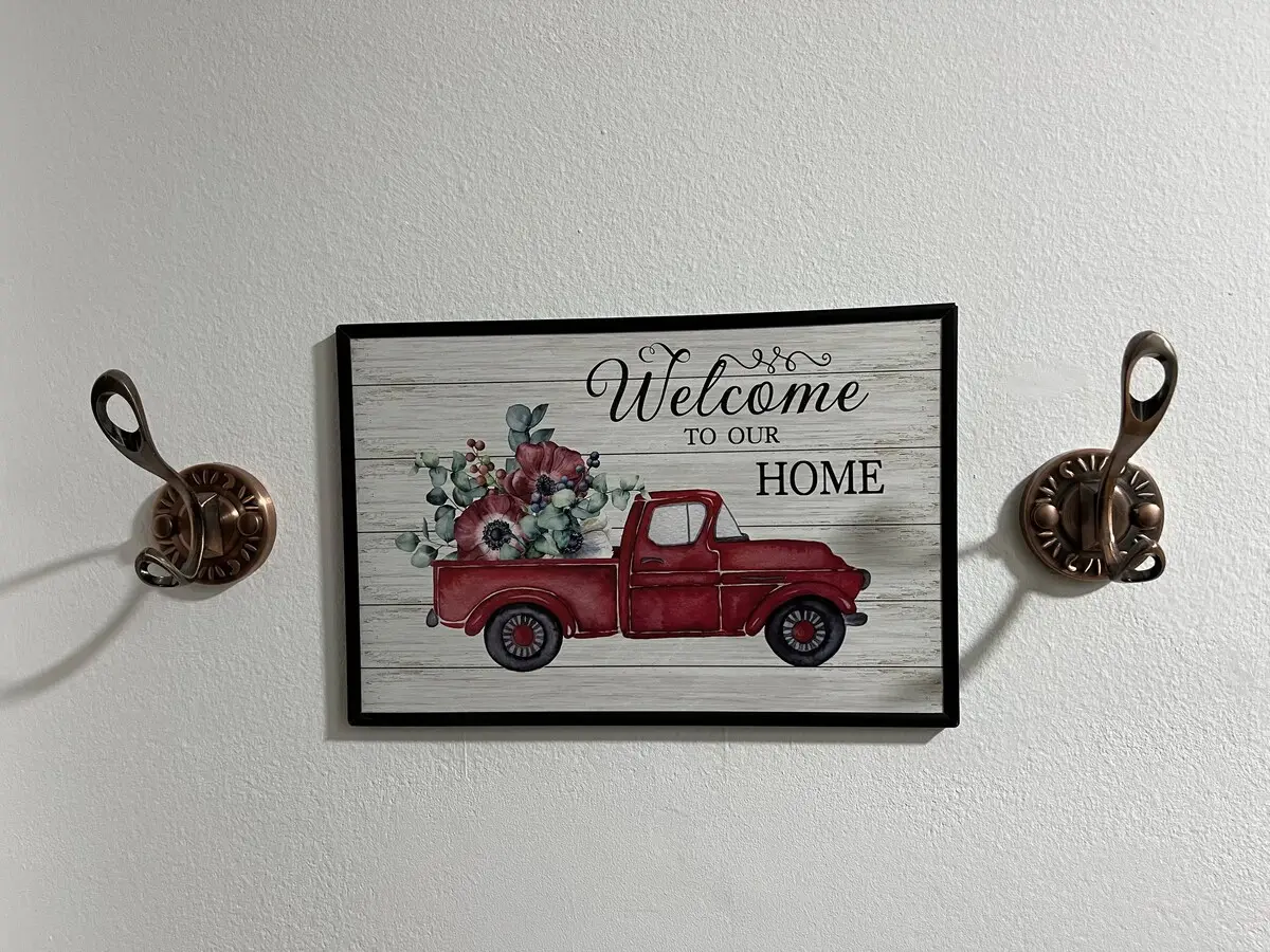 Cozy two bedroom apartment that feels like home