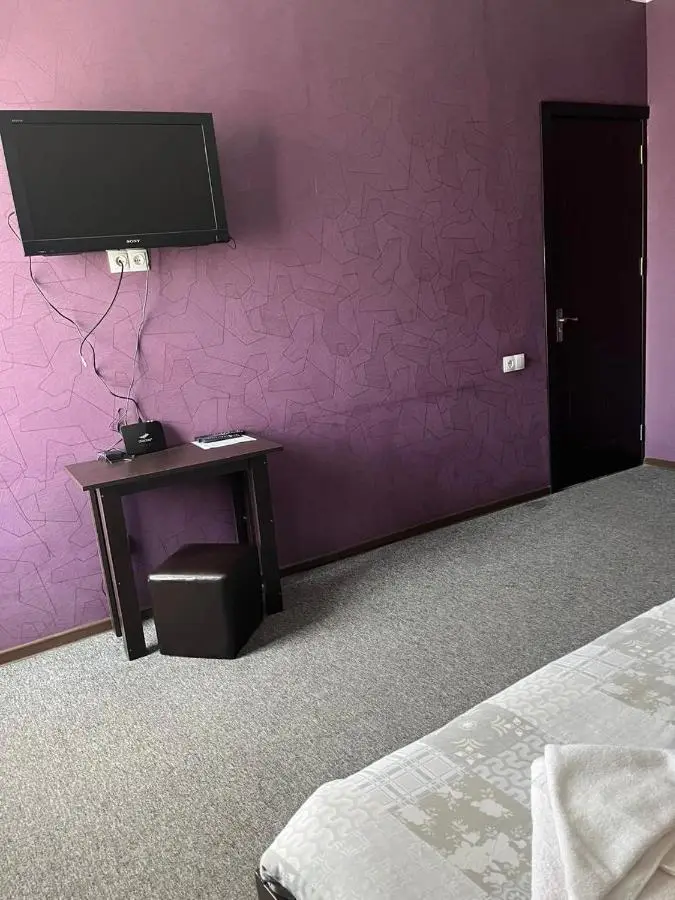 Hotel Eight