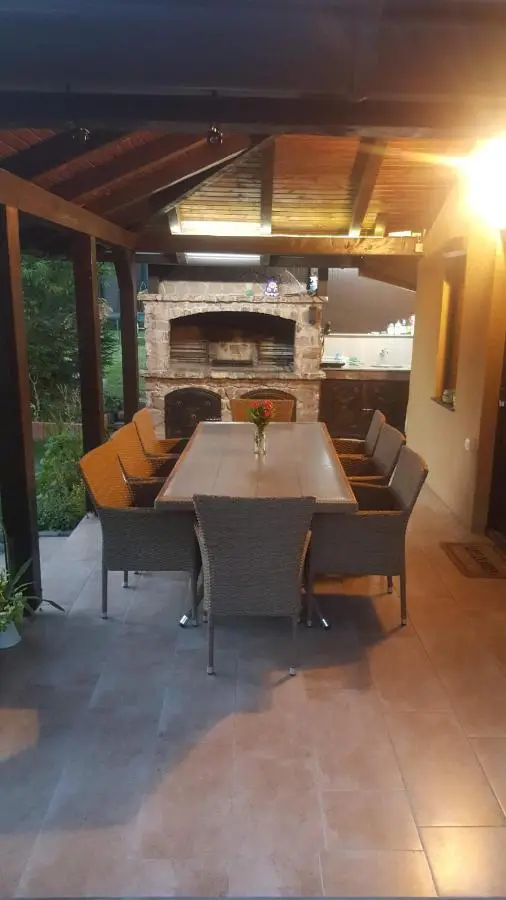 Natural Cottage Una